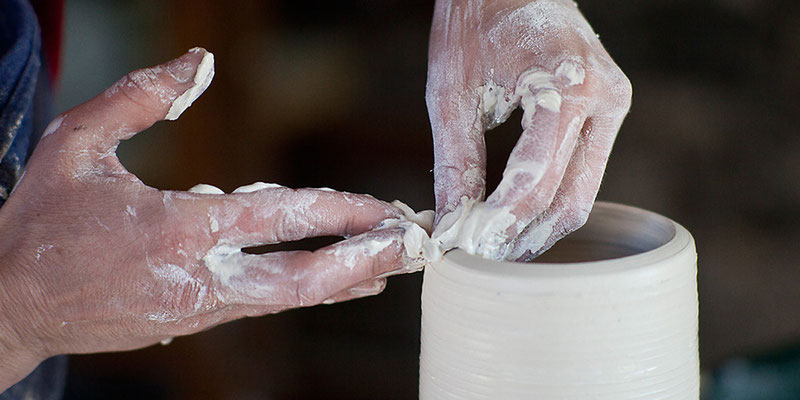 5e73928470c78_atelier-initiation-ceramique.jpg